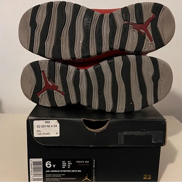Air Jordan 10 Retro 30th BG &quot;Bulls Over Broadway” Size 6Y Good Condition