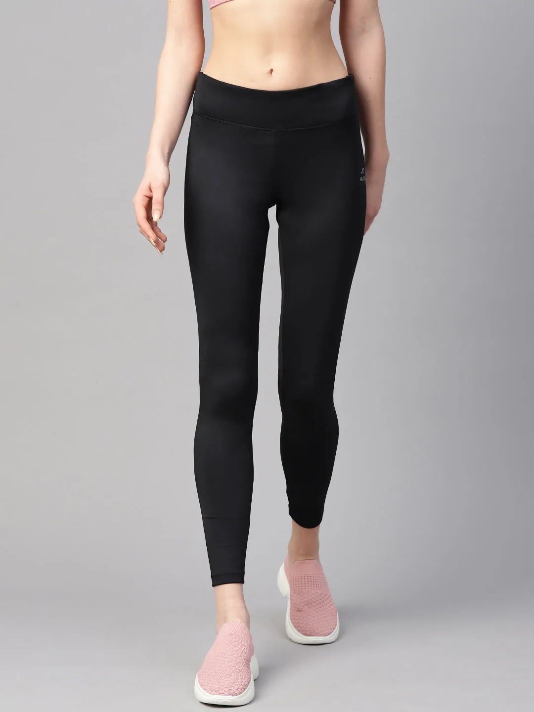 Alcis Women Black Solid Tights