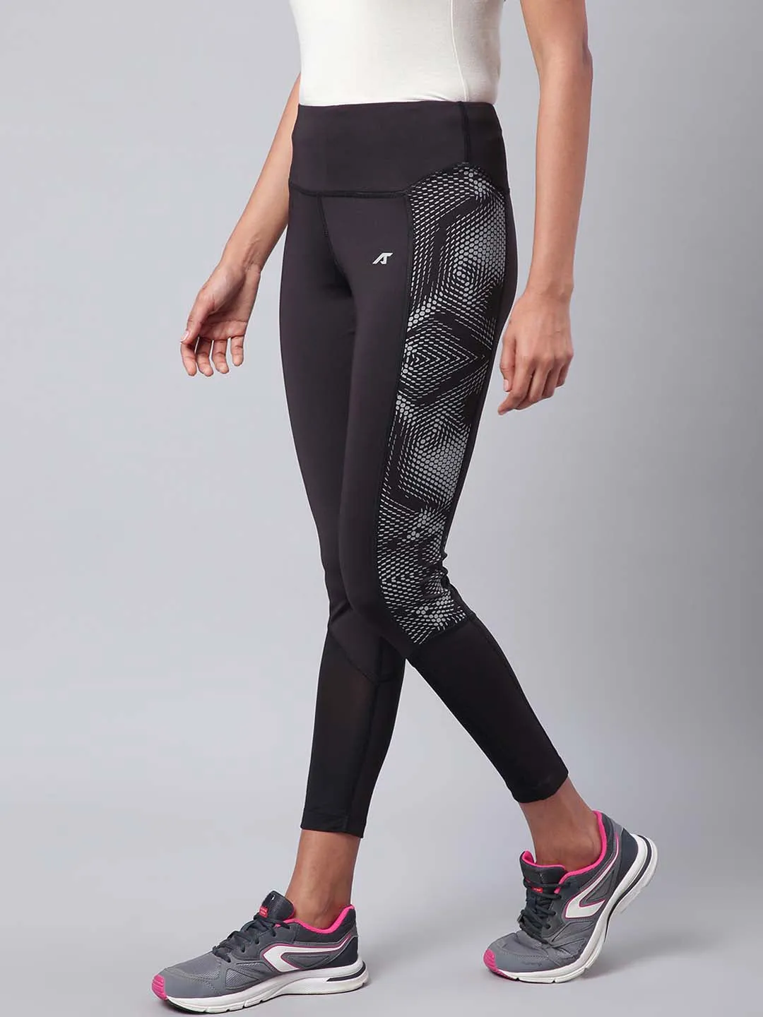 Alcis Women Black Solid Training Tights