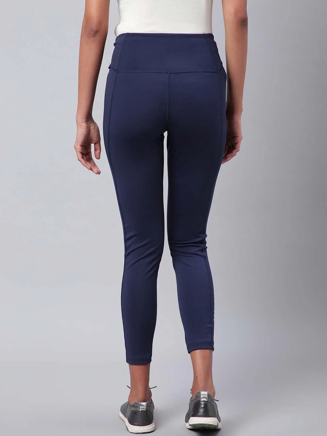 Alcis Women Navy Blue Drytech  Solid Cropped Training Tights