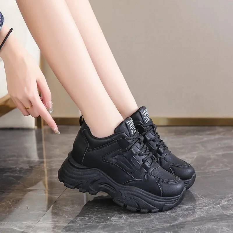 Breathable PU leather thick sole lace-up vulcanized sneakers