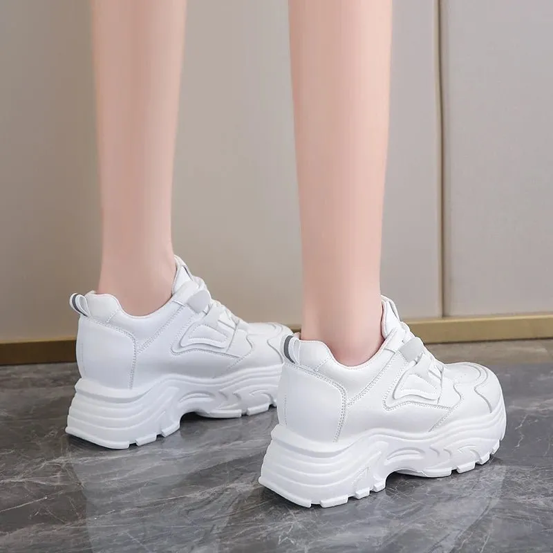 Breathable PU leather thick sole lace-up vulcanized sneakers