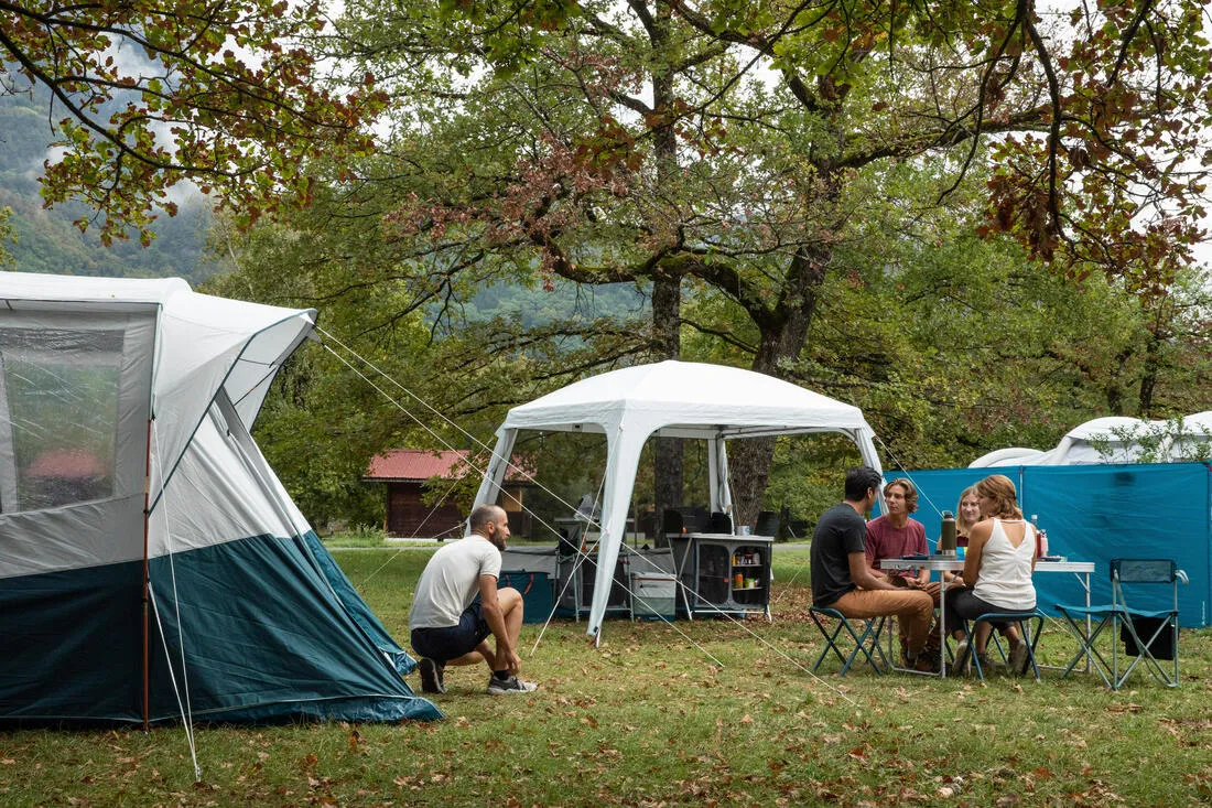 Camping Living Room with Poles Arpenaz Base Fresh 10-Person
