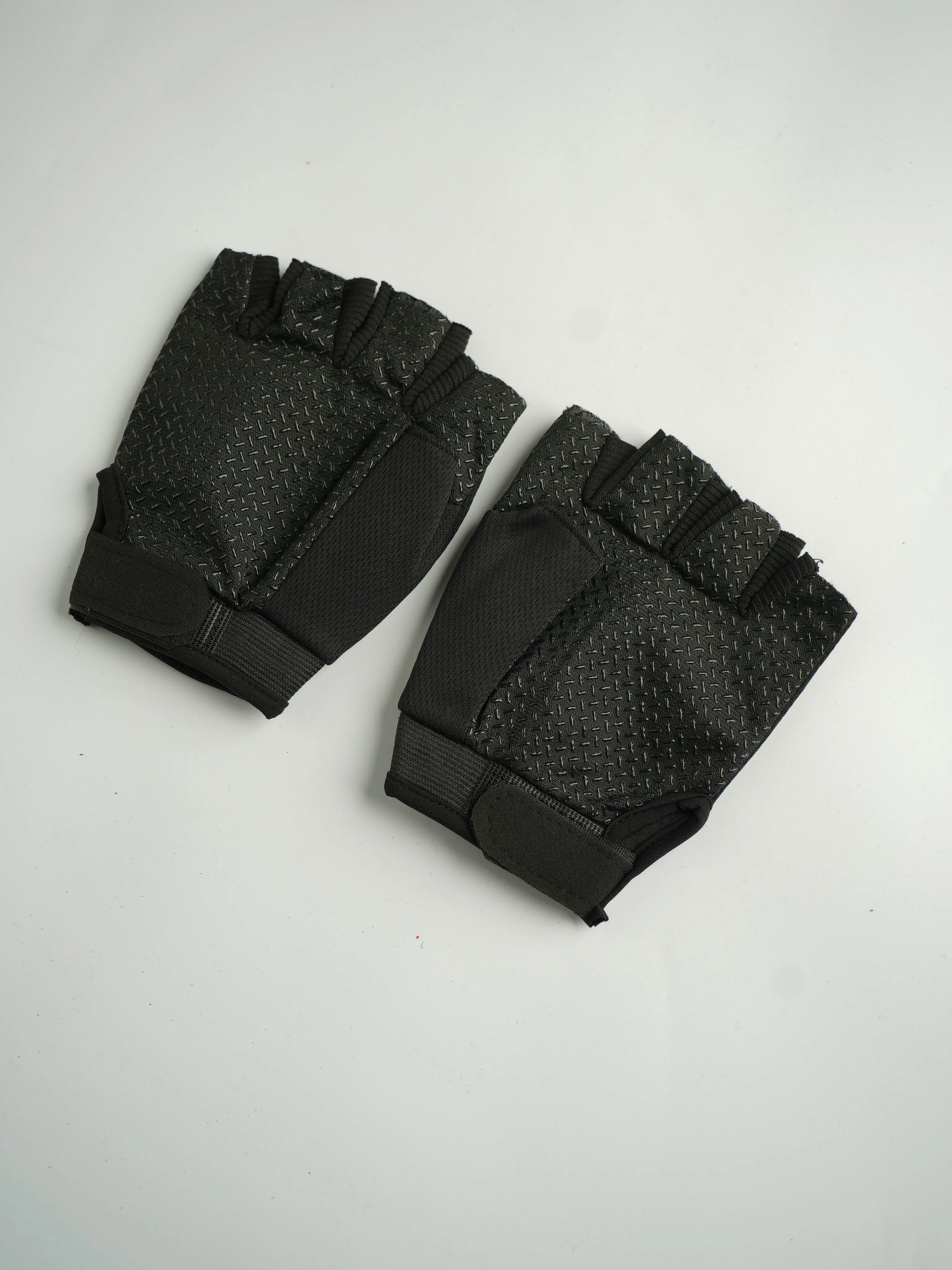 Free weight & cross-fit gloves