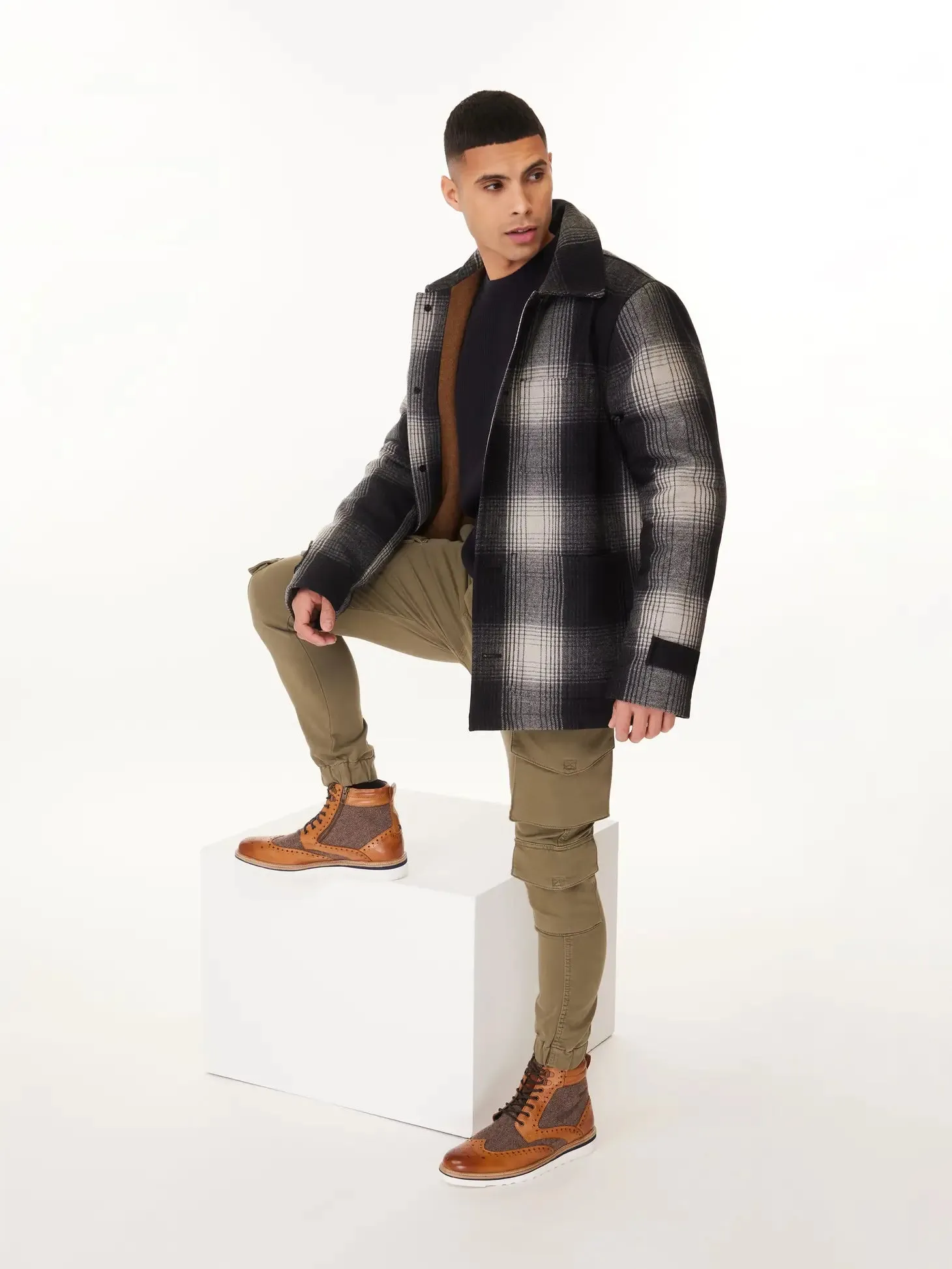 GOODWIN SMITH: LINWOOD TAN BROGUE BOOT