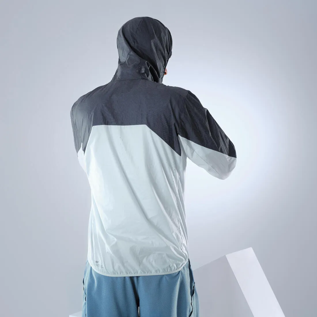 Men’s fast hiking windbreaker jacket FH500 Helium Wind