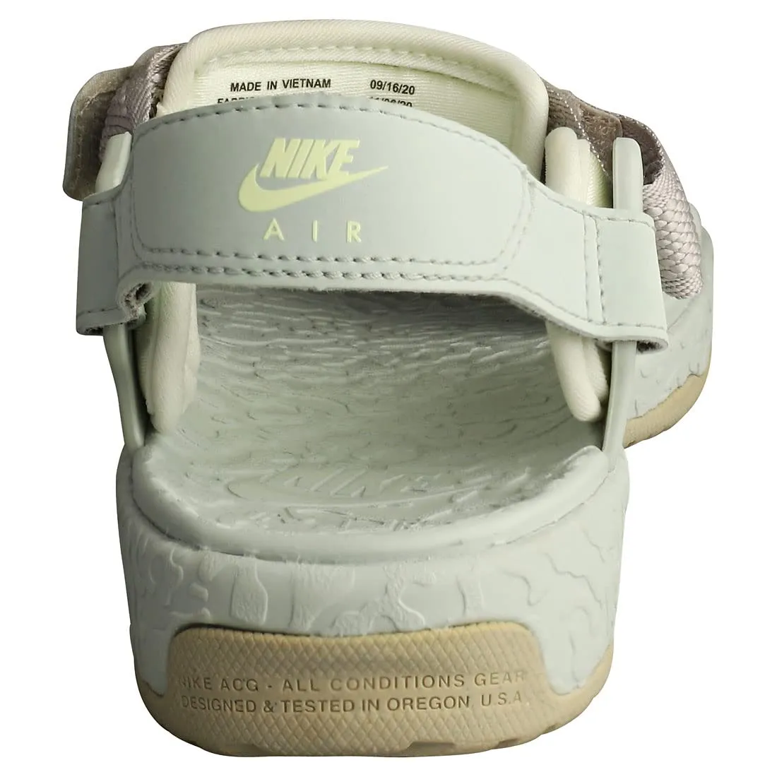 Nike ACG Air Deschutz  Cream Ii/Black 12 B (M)