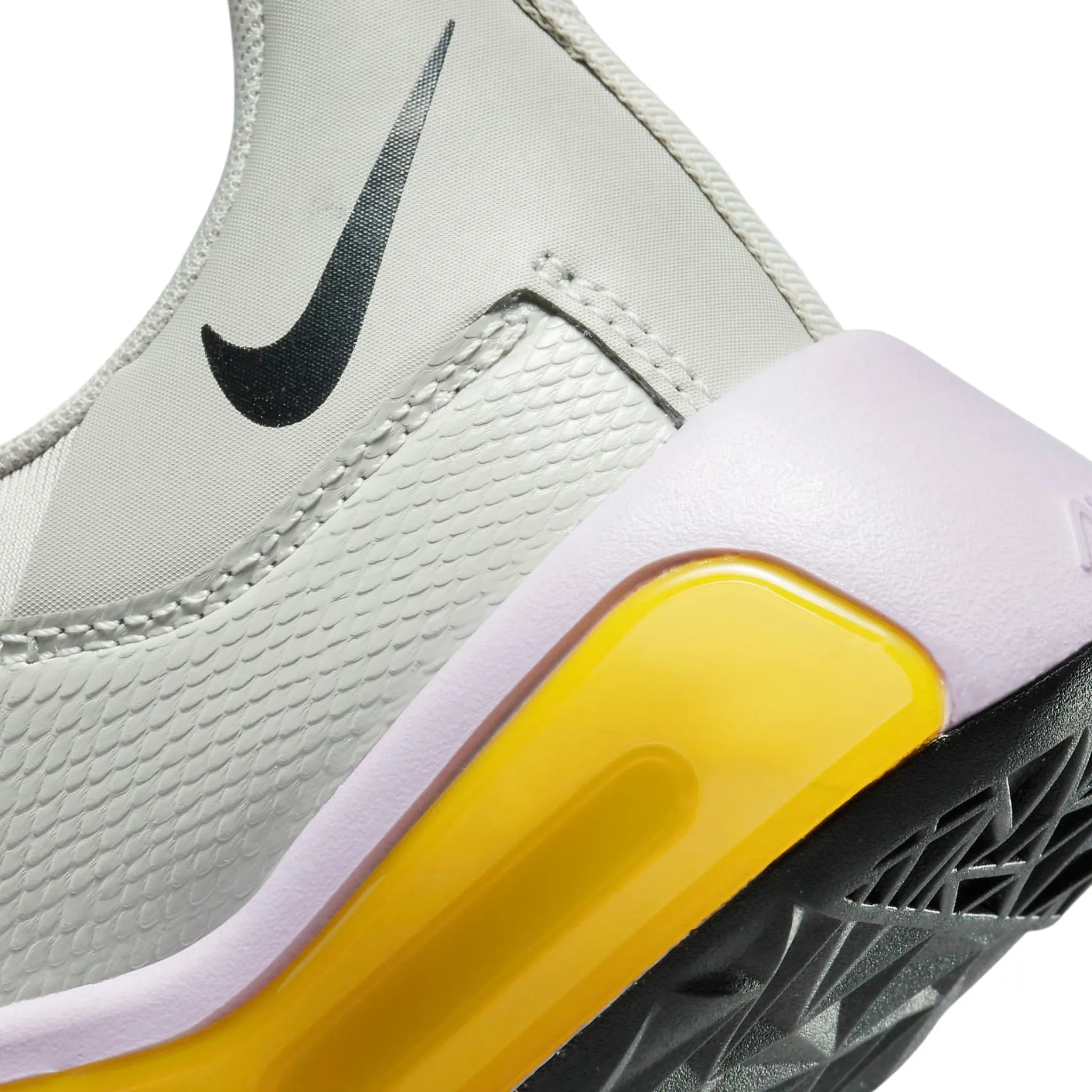 Nike Air Max Bella TR 5 Womens Training Shoes