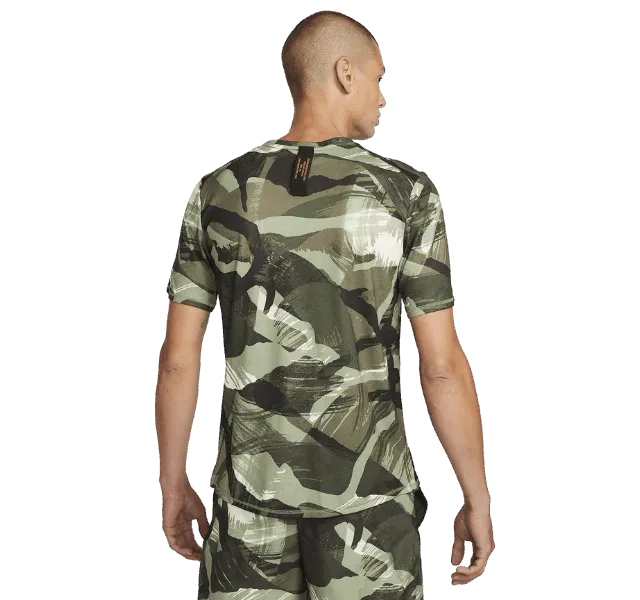 Nike Dri-FIT Miler 2.0 T-Shirt - Green Camo