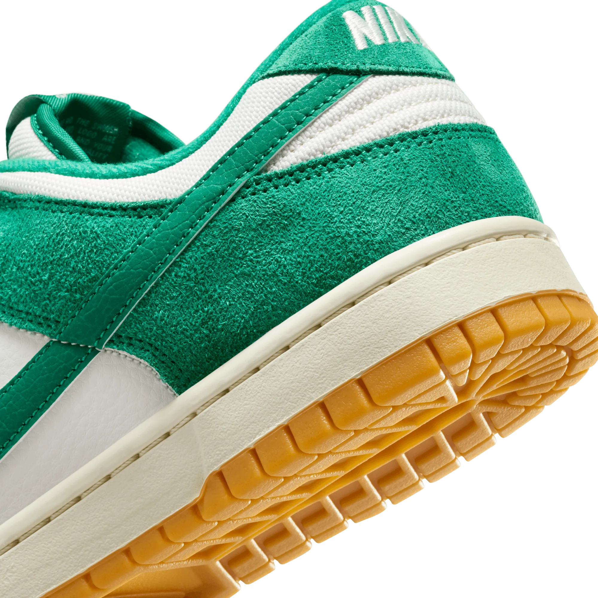 NIKE DUNK LOW SE