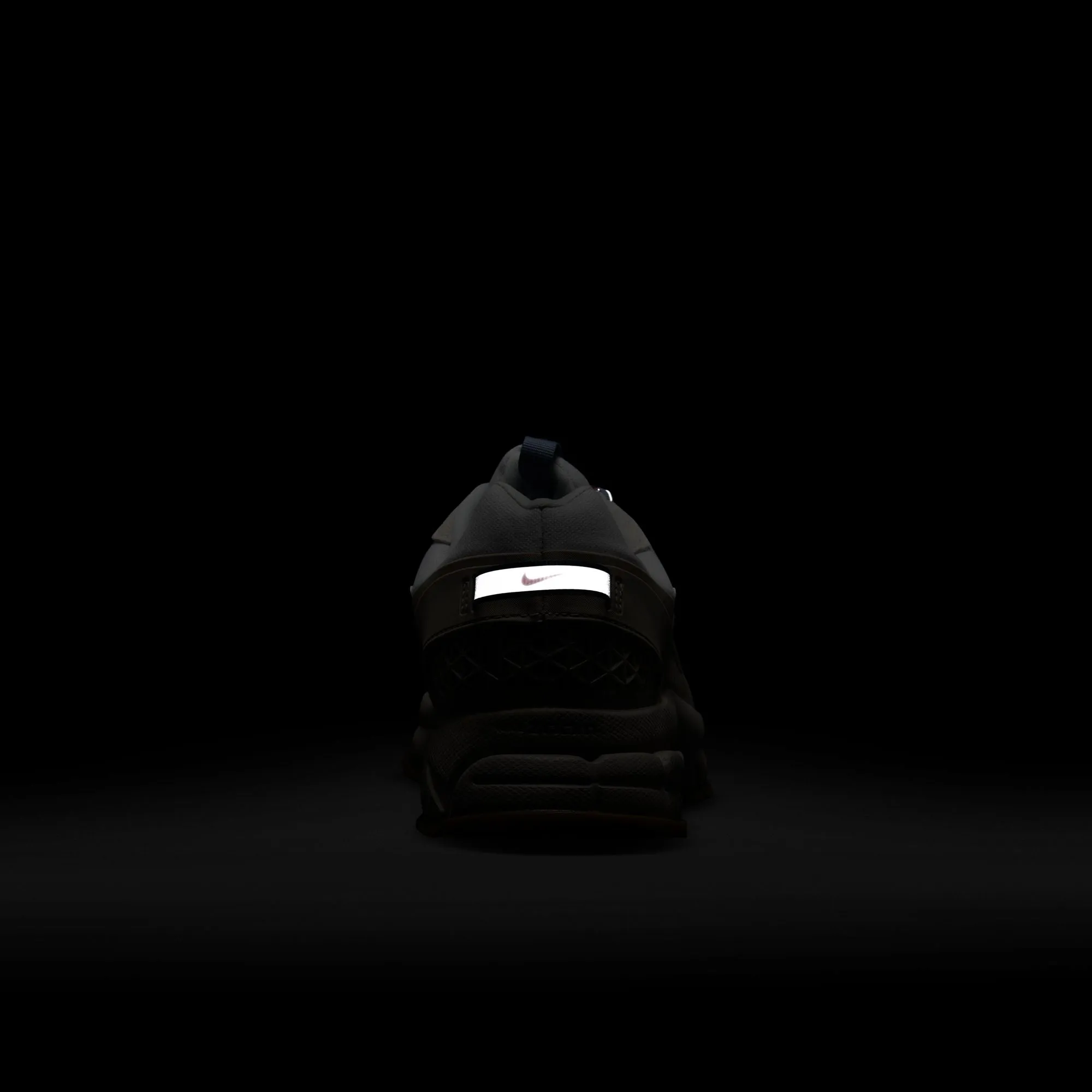 Nike Zoom Vomero Roam Men's Winterized Shoes