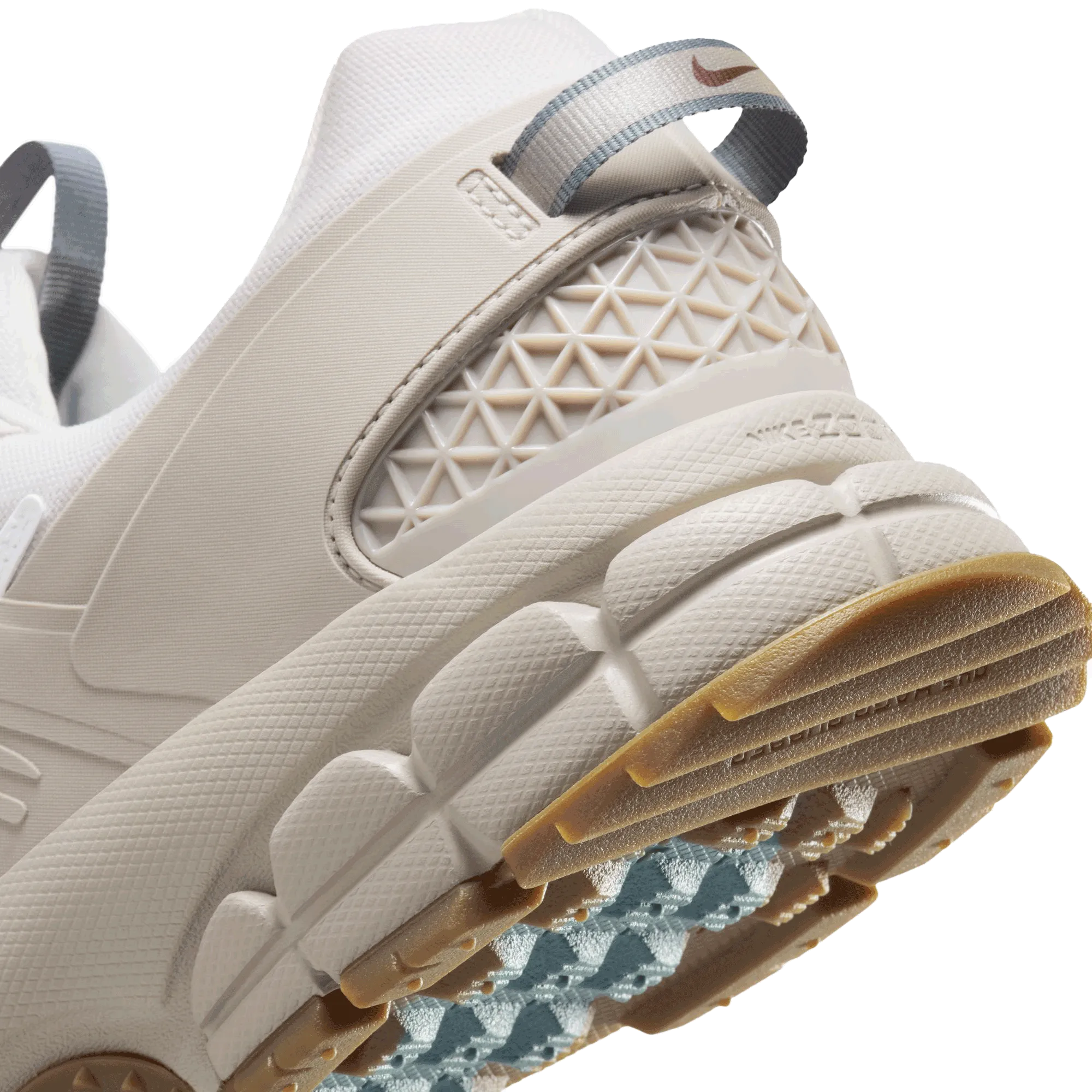 Nike Zoom Vomero Roam Men's Winterized Shoes
