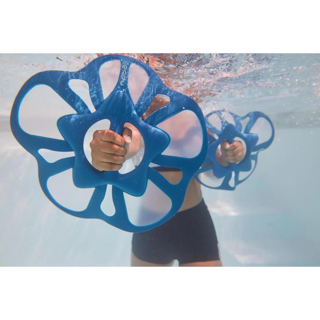 Pair of Aquafit Pullpush Dumbbells Flower L