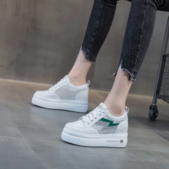 Small Size Breathable Leather Sneakers DS202