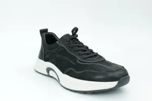 Sports shoes