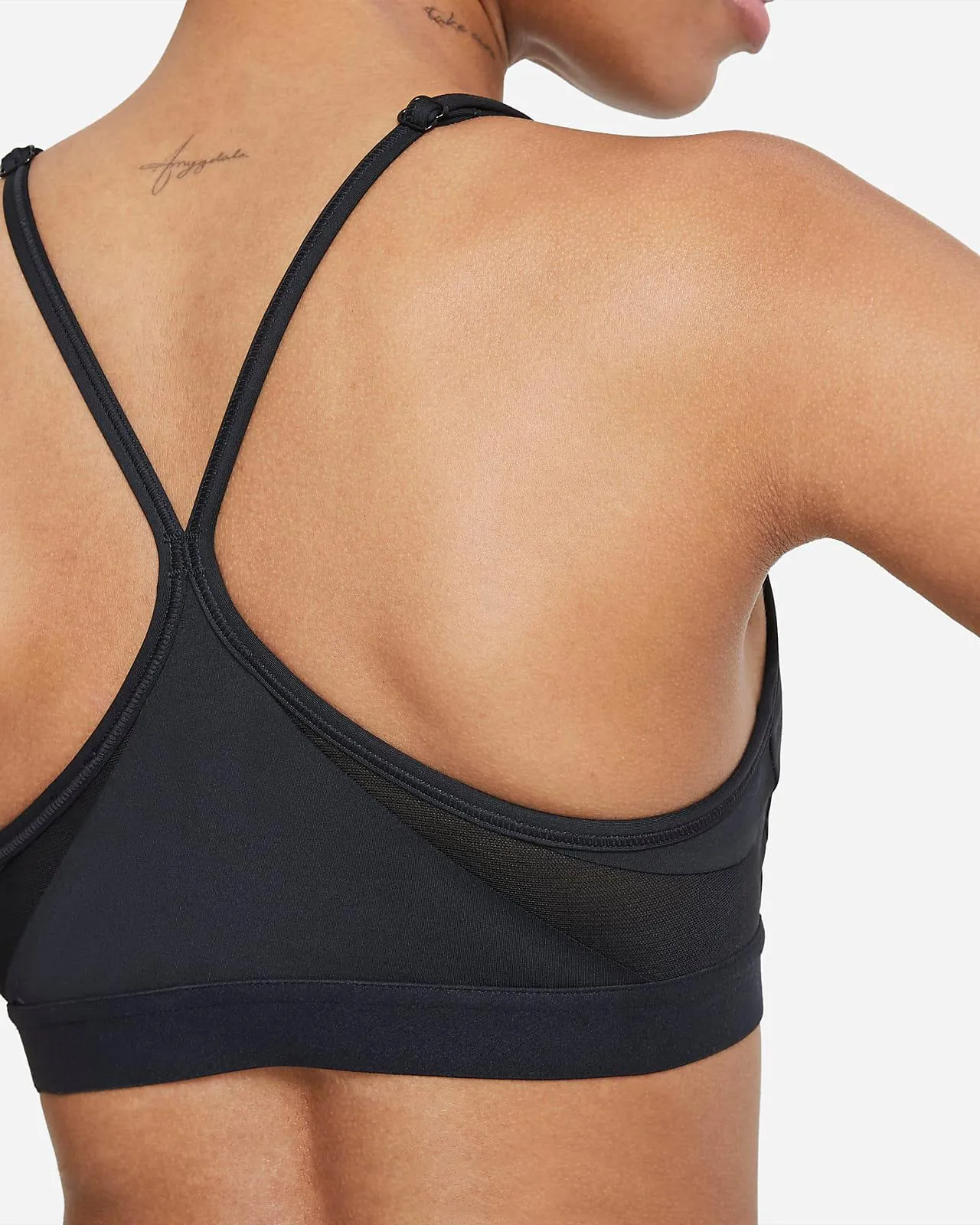 TOP NIKE INDY BRA SPALLINA STRETTA DONNA NERO e BIANCO TRAINING CROSSFIT