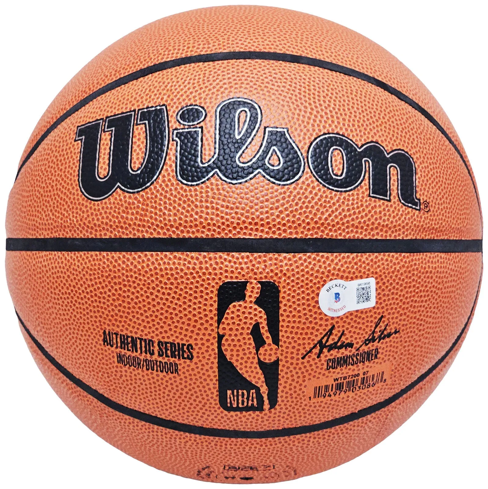 TRACY MCGRADY AUTOGRAPHED AUTHENTIC I/O BASKETBALL RAPTORS AND MAGIC BECKETT
