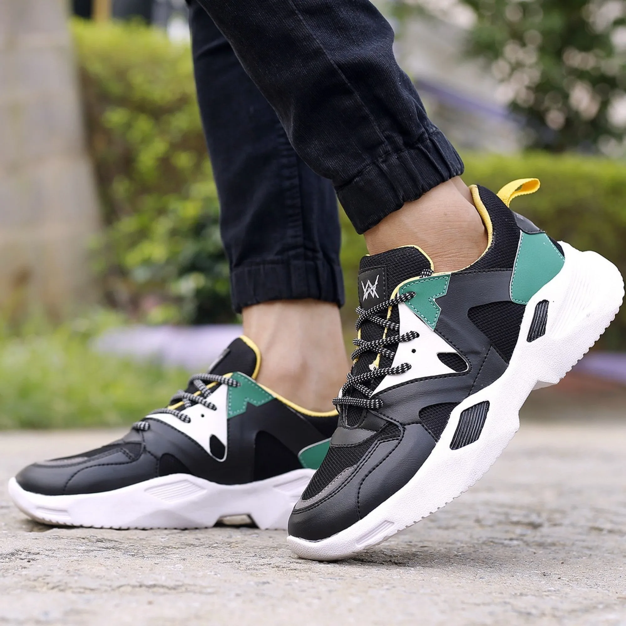Training & Gym Shoes For Men