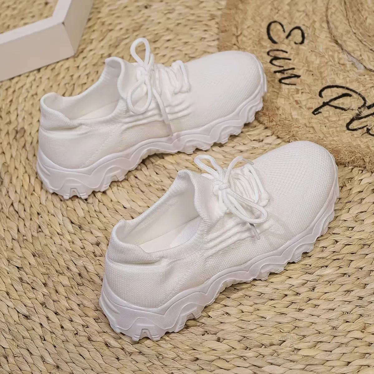 Unisex Lightweight Sports Sneakers